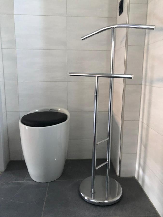 Body Kult Loft - Modernes Appartement Mit 2 Separaten Schlafzimmern Цвикау Екстериор снимка