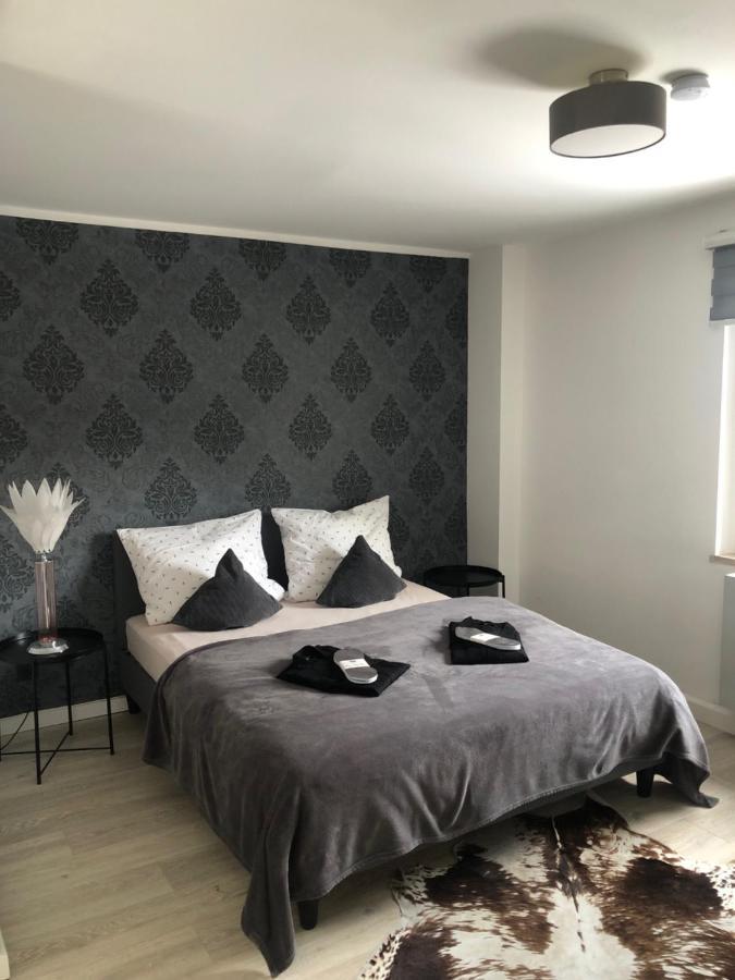 Body Kult Loft - Modernes Appartement Mit 2 Separaten Schlafzimmern Цвикау Екстериор снимка