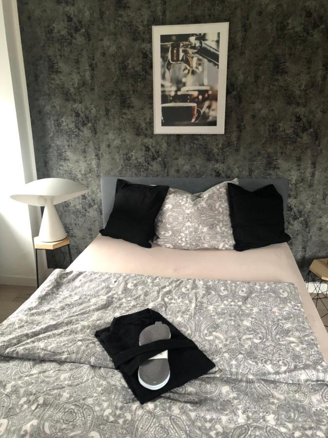 Body Kult Loft - Modernes Appartement Mit 2 Separaten Schlafzimmern Цвикау Екстериор снимка